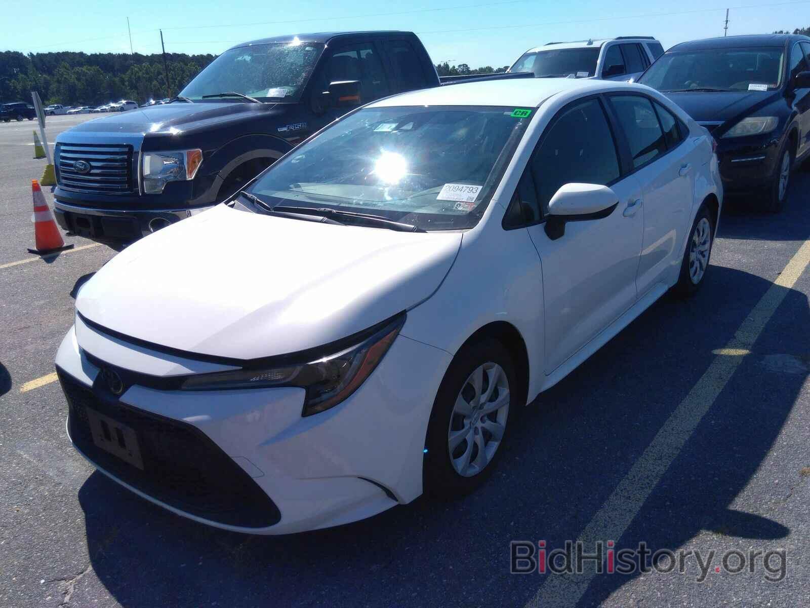 Photo JTDEPRAE2LJ020569 - Toyota Corolla LE 2020