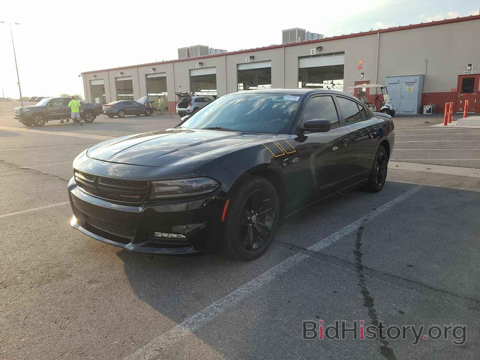 Photo 2C3CDXHG5GH215430 - Dodge Charger 2016