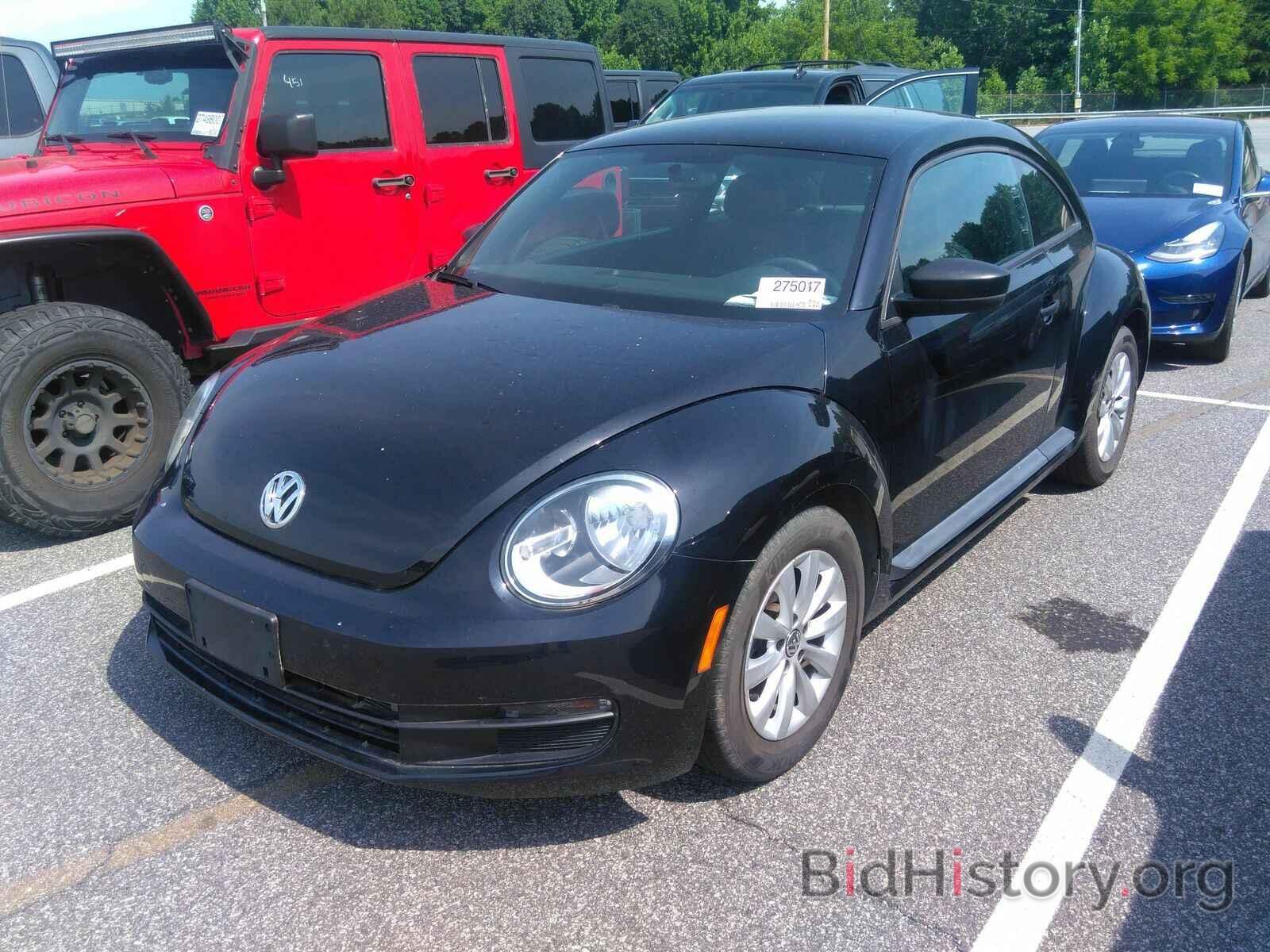 Photo 3VWF17AT3GM605305 - Volkswagen Beetle Coupe 2016