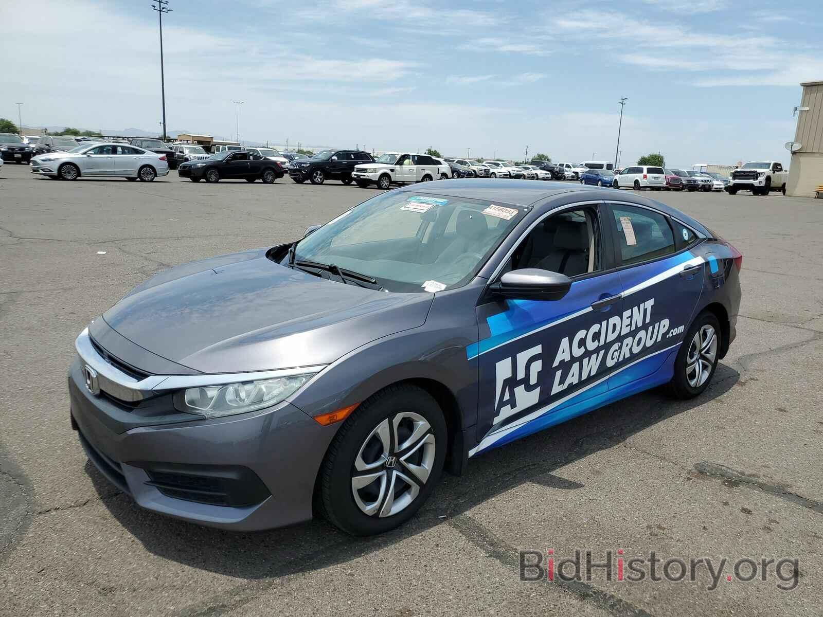 Photo 19XFC2F5XJE011080 - Honda Civic Sedan 2018