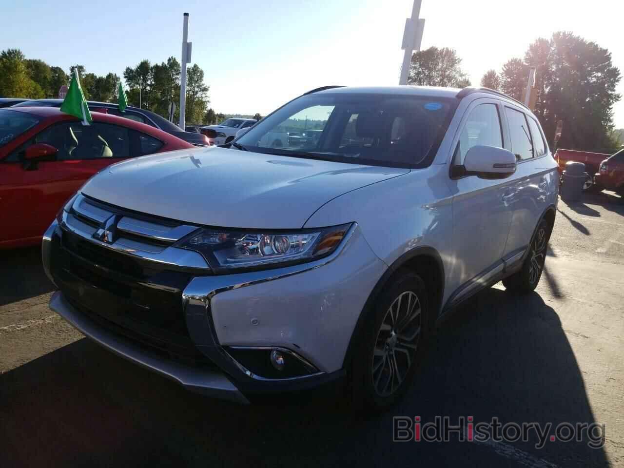 Photo JA4AZ3A31GZ036123 - Mitsubishi Outlander 2016