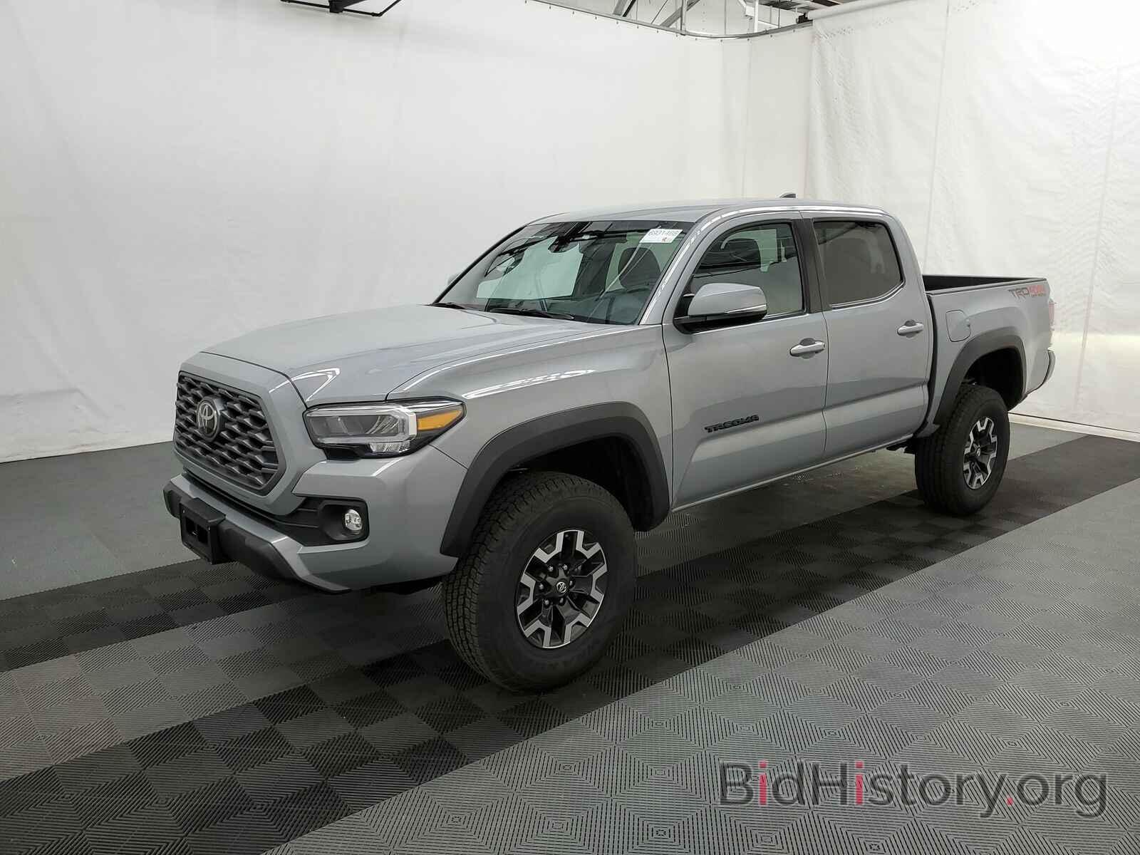 Photo 3TYCZ5AN7LT006541 - Toyota Tacoma 4WD 2020