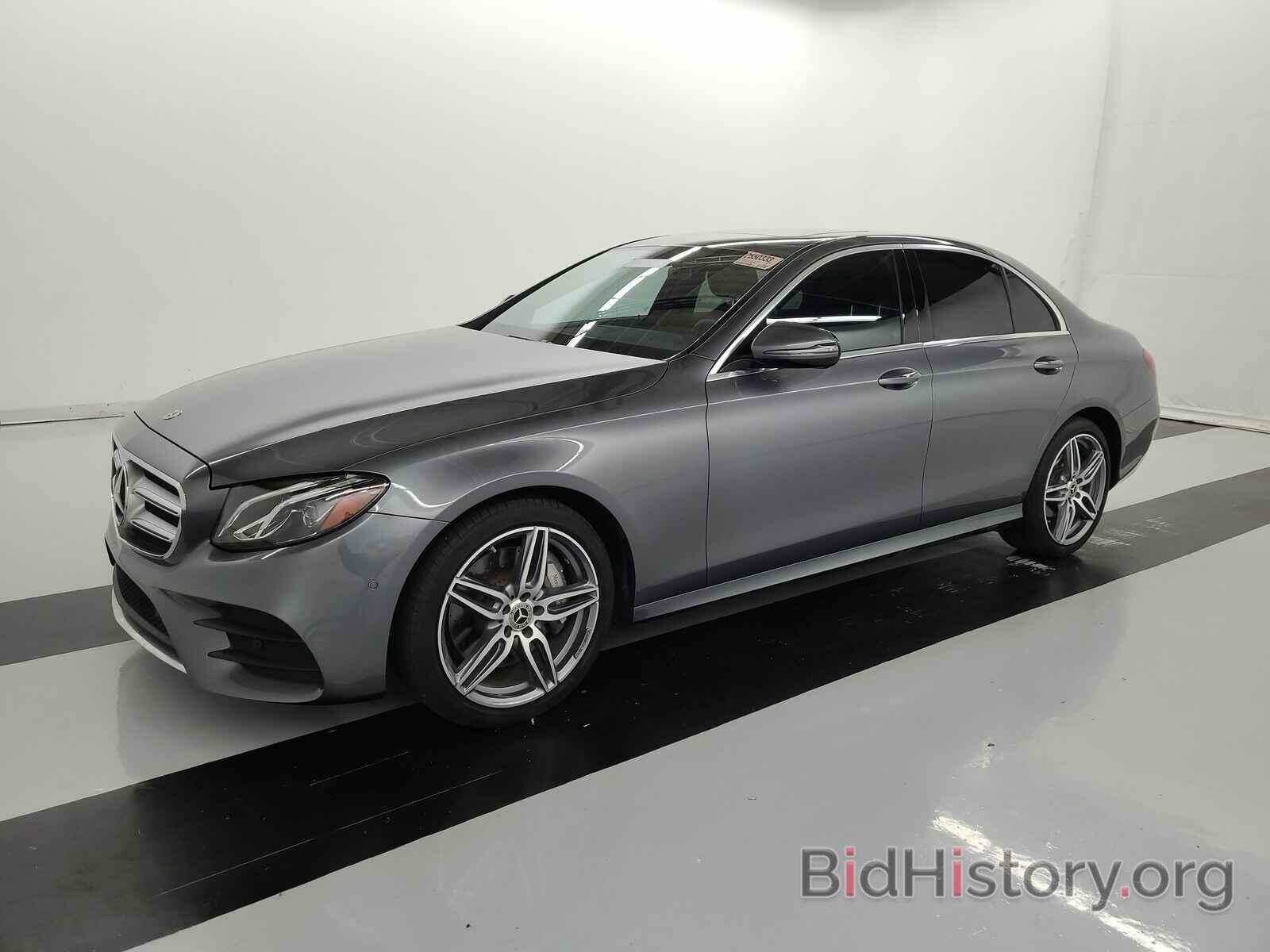 Photo WDDZF4JB3JA437540 - Mercedes-Benz E-Class 2018