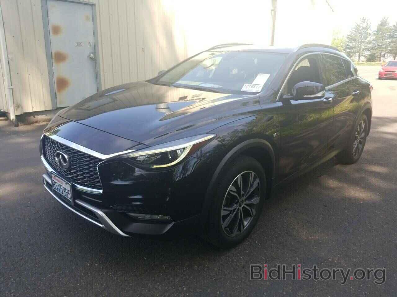 Фотография SJKCH5CR6HA028434 - INFINITI QX30 2017