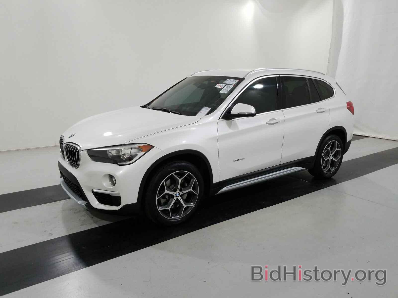 Photo WBXHT3C38J5K23749 - BMW X1 2018