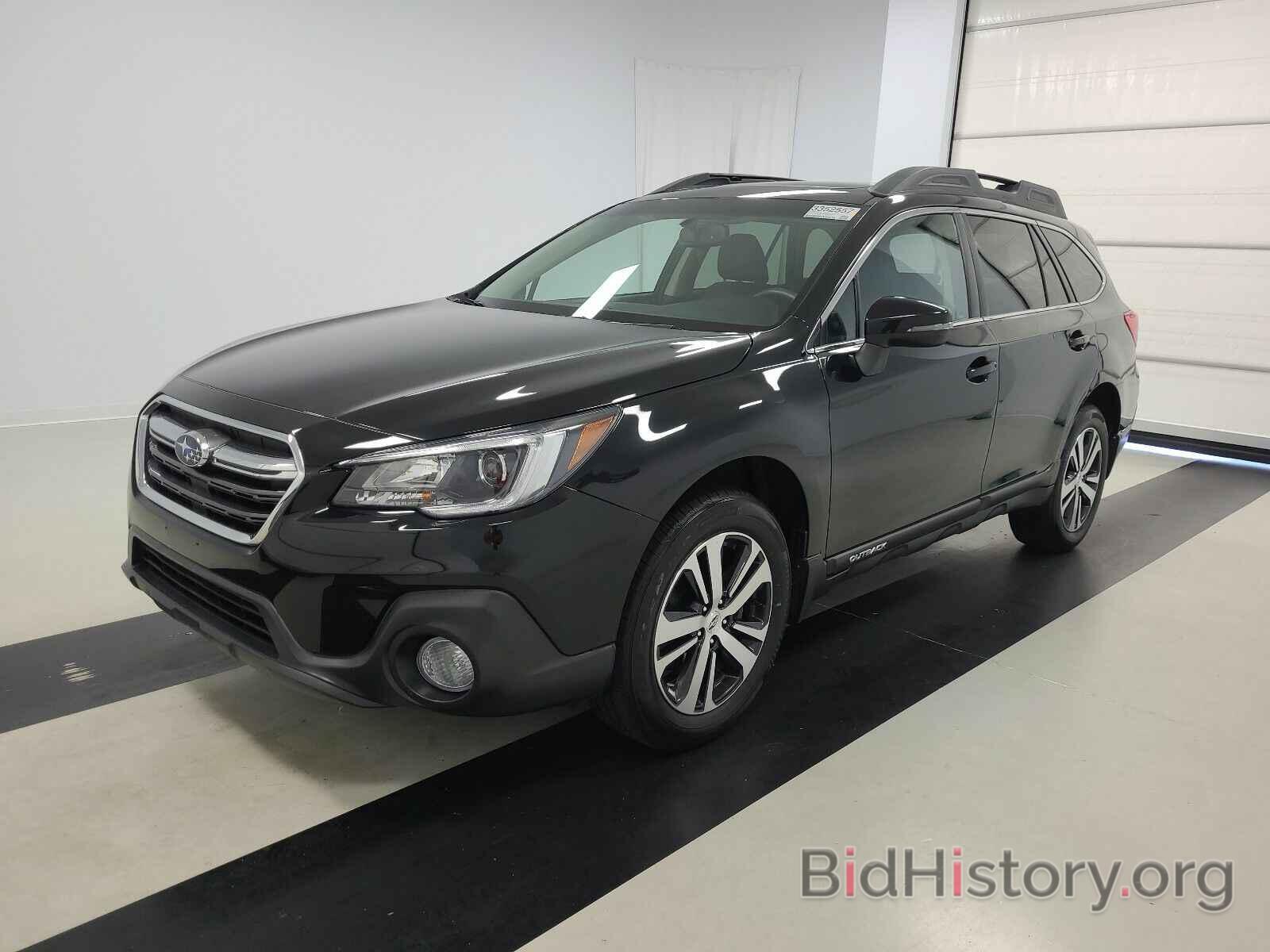 Photo 4S4BSAKC6J3363057 - Subaru Outback 2018