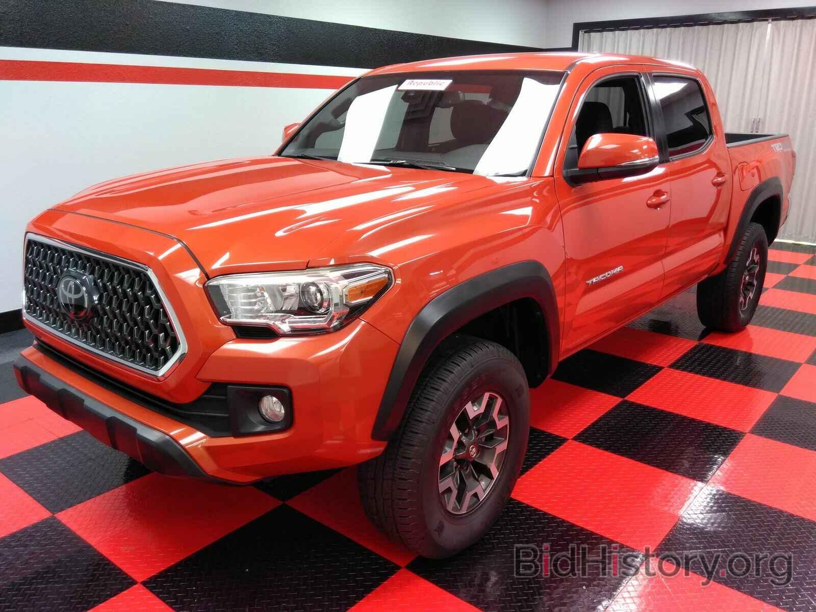 Photo 5TFCZ5ANXJX141760 - Toyota Tacoma 2018