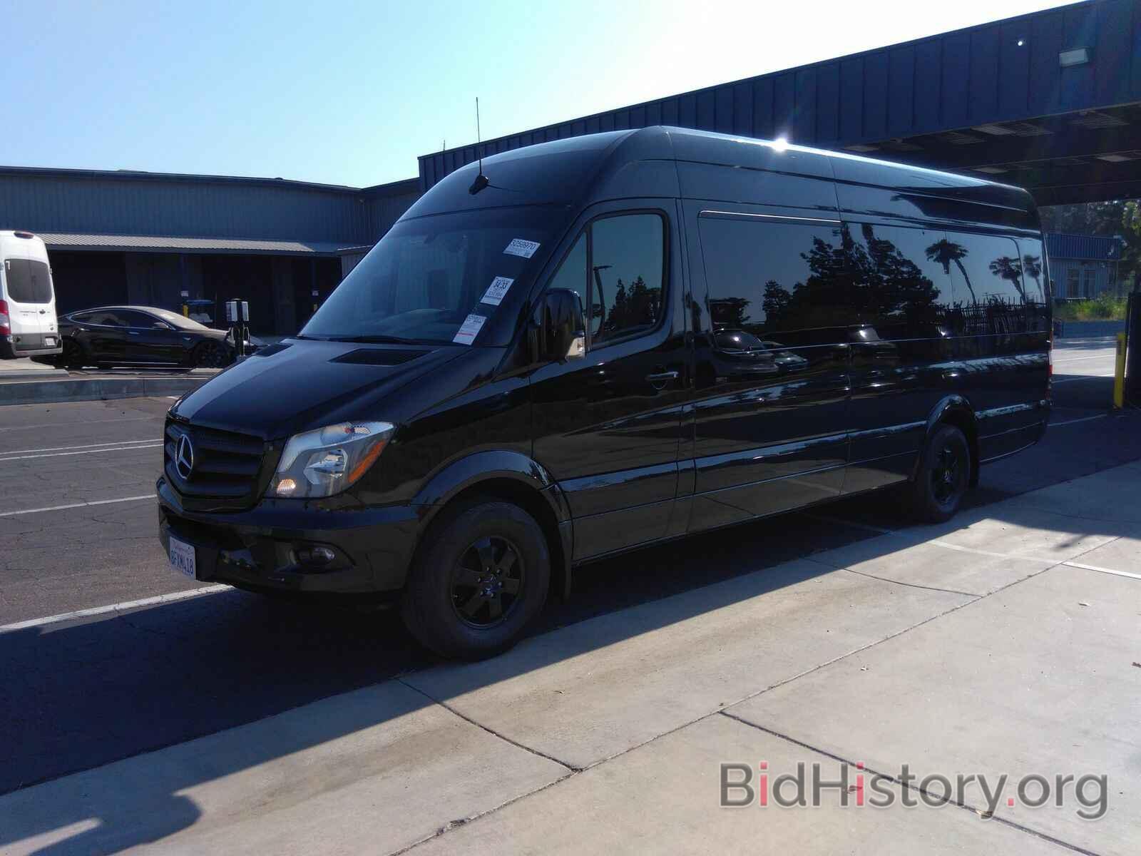 Photo WDAPE8CDXHP555721 - Mercedes-Benz Sprinter Cargo Van 2017