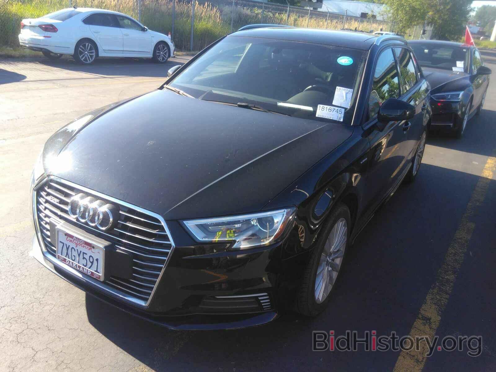 Photo WAUUPBFF8HA074788 - Audi A3 Sportback e-tron 2017