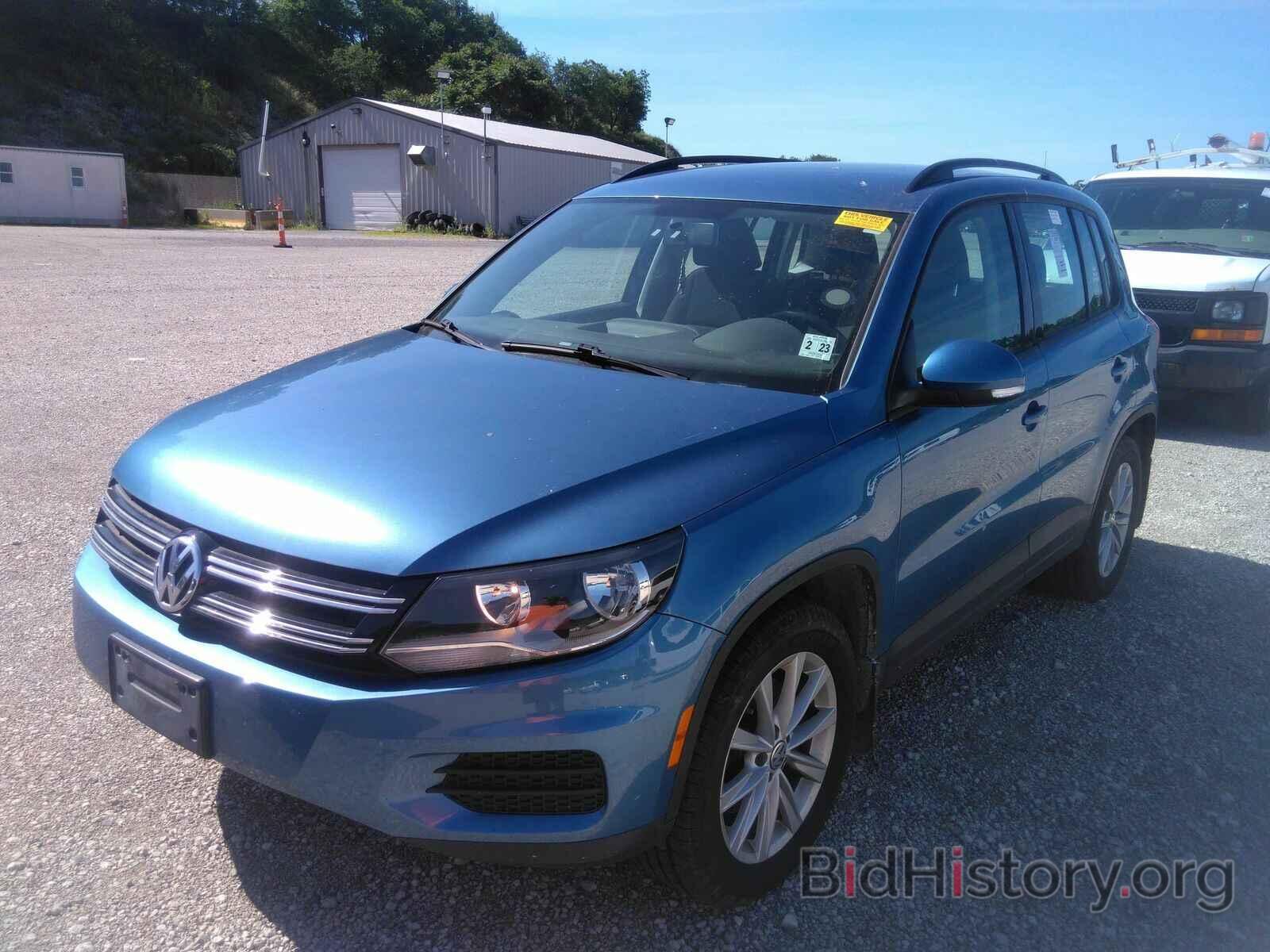 Photo WVGBV7AX3HK046707 - Volkswagen Tiguan Limited 2017