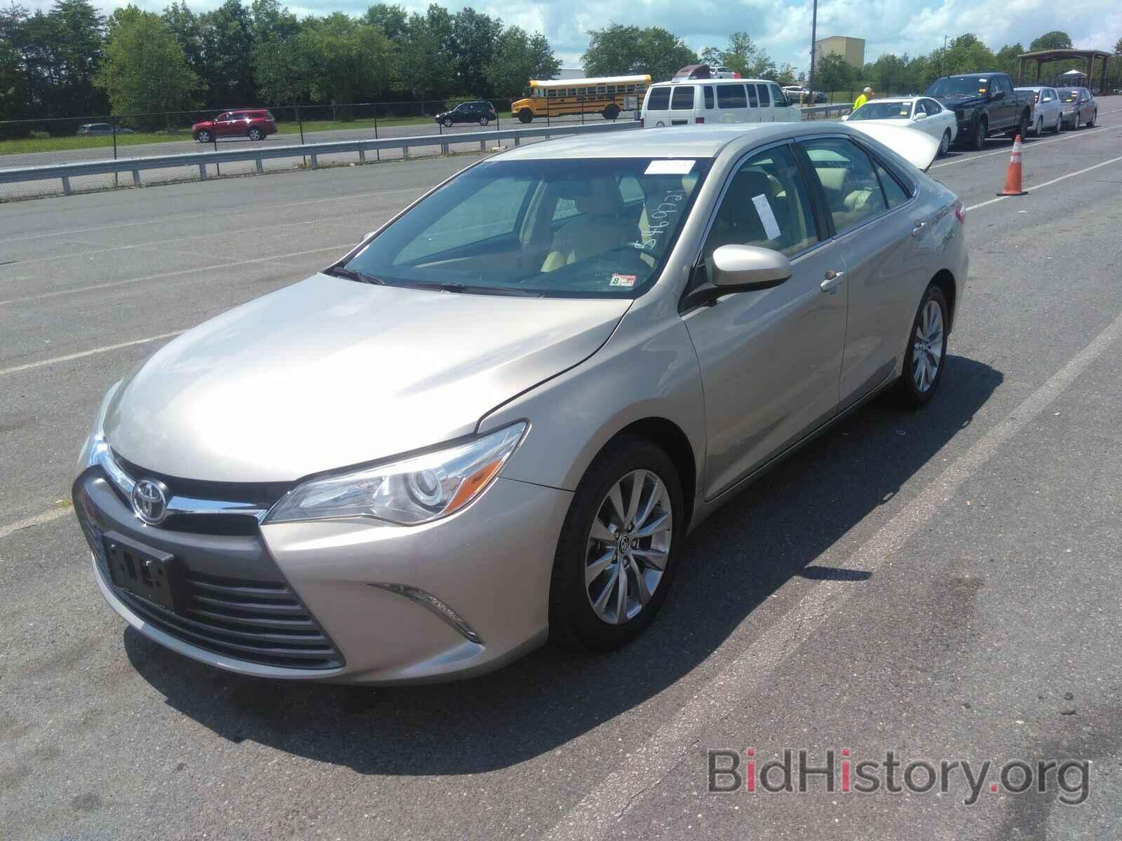 Photo 4T4BF1FKXFR479519 - Toyota Camry 2015