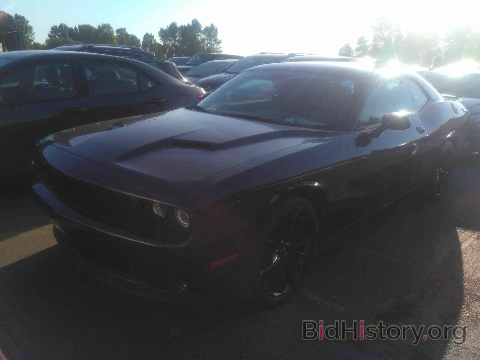 Photo 2C3CDZBT5JH111951 - Dodge Challenger 2018