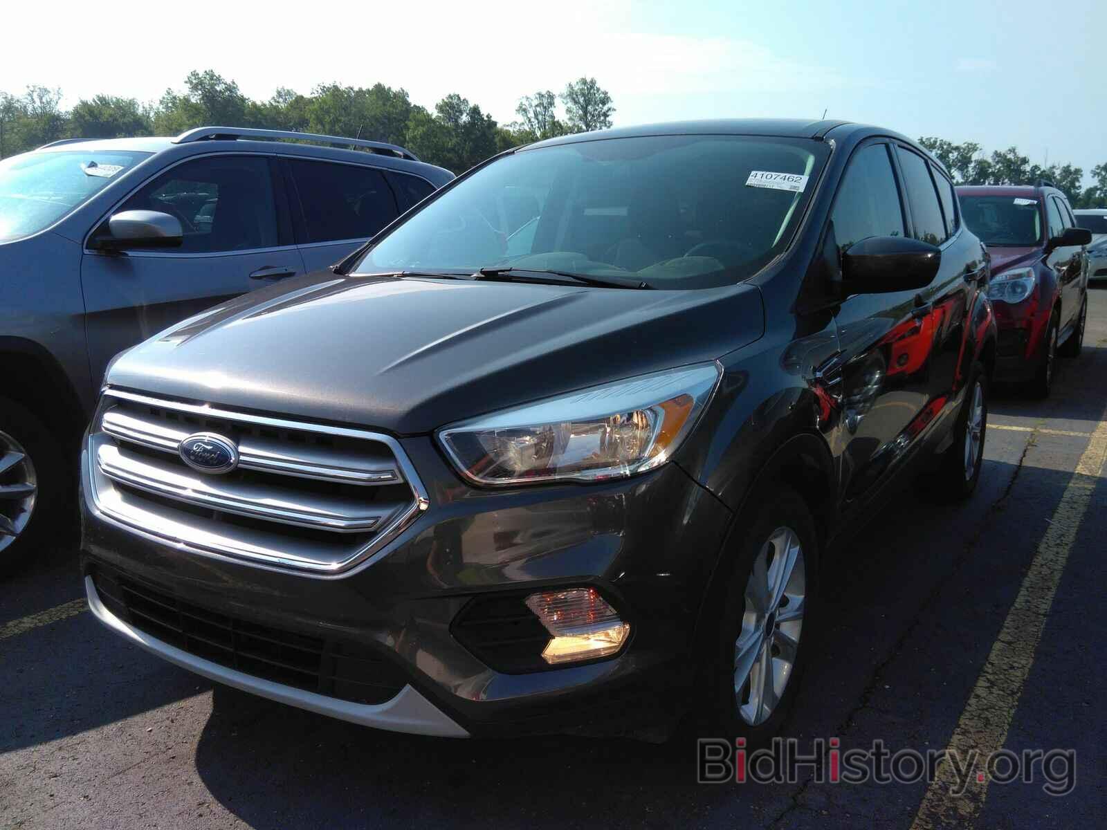 Photo 1FMCU0G99HUC56000 - Ford Escape 2017