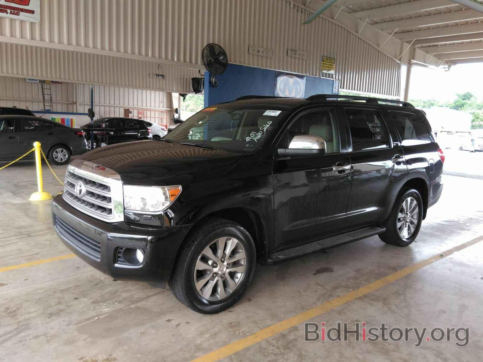 Photo 5TDKY5G13GS066112 - Toyota Sequoia 2016