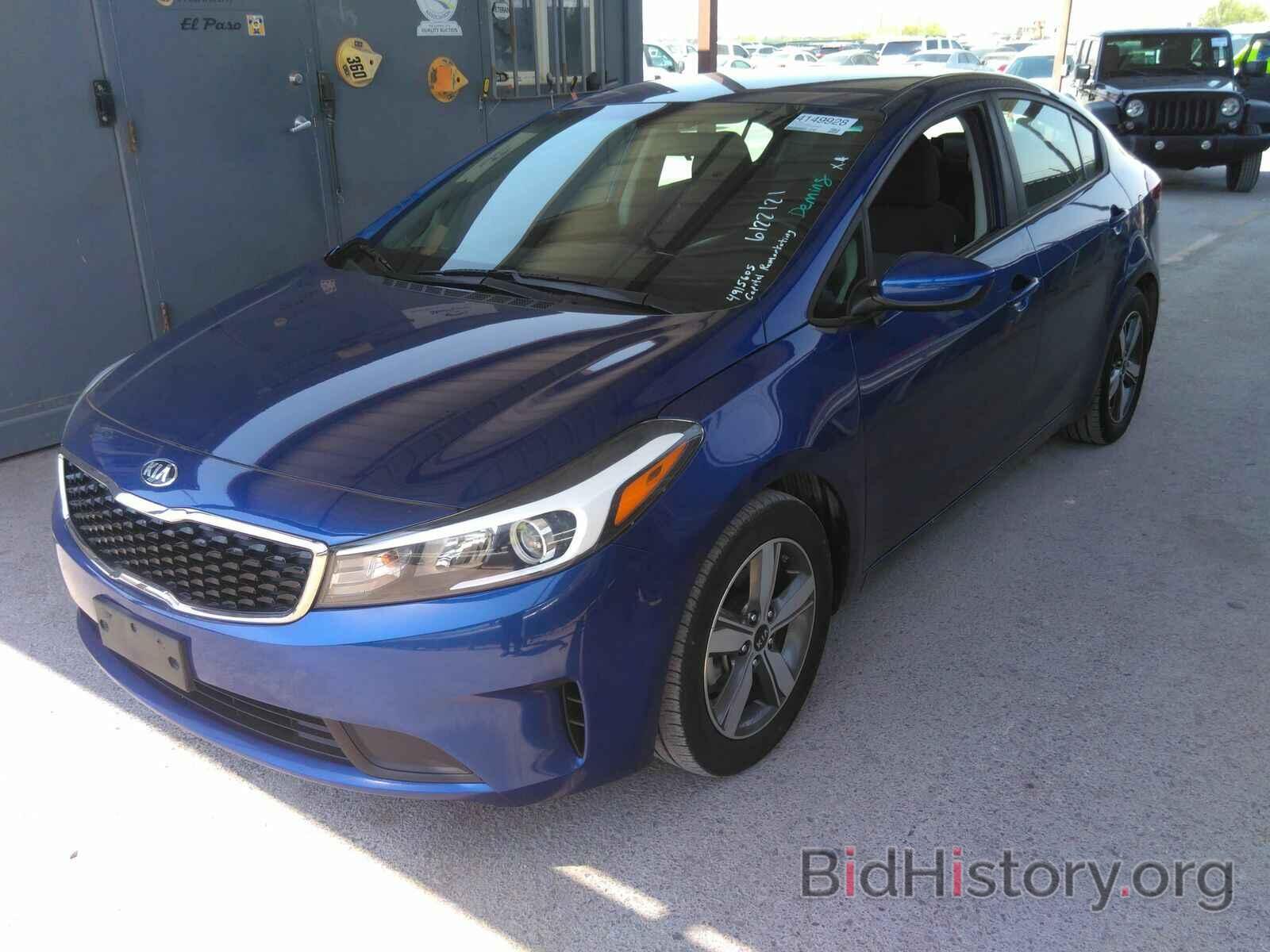 Photo 3KPFL4A75JE253652 - Kia Forte LX 2018