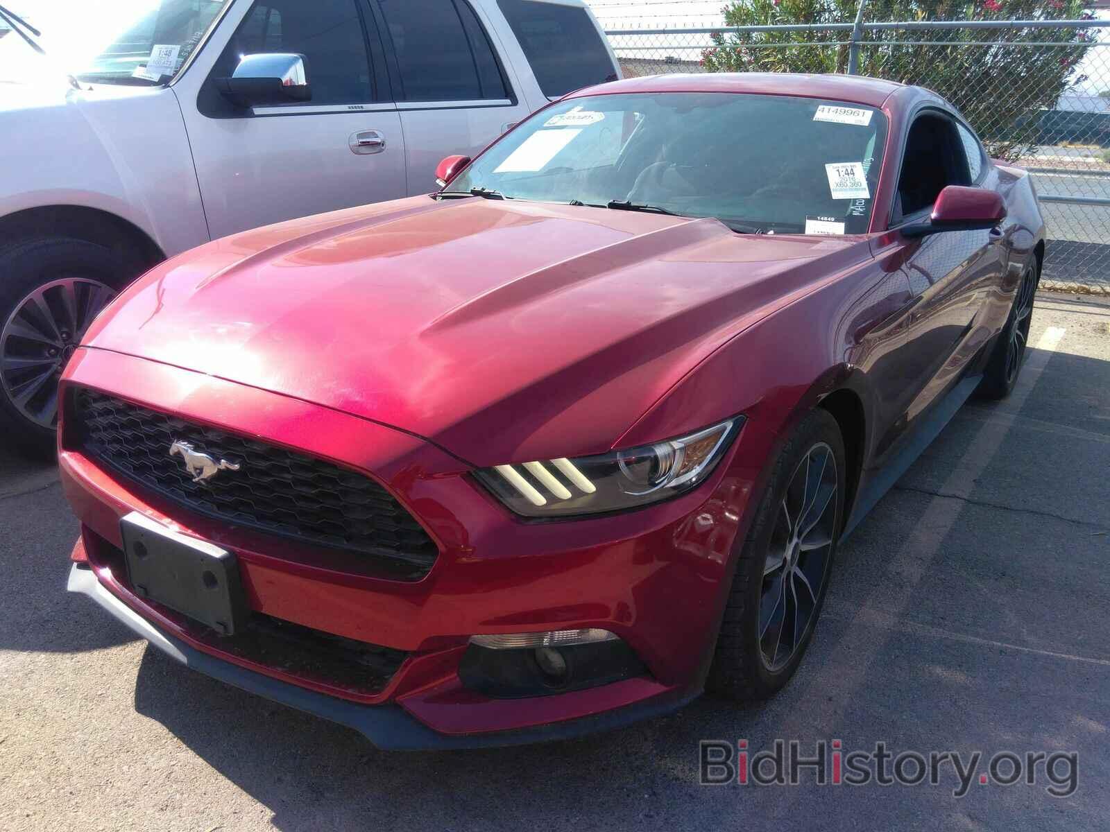 Photo 1FA6P8TH4G5215647 - Ford Mustang 2016