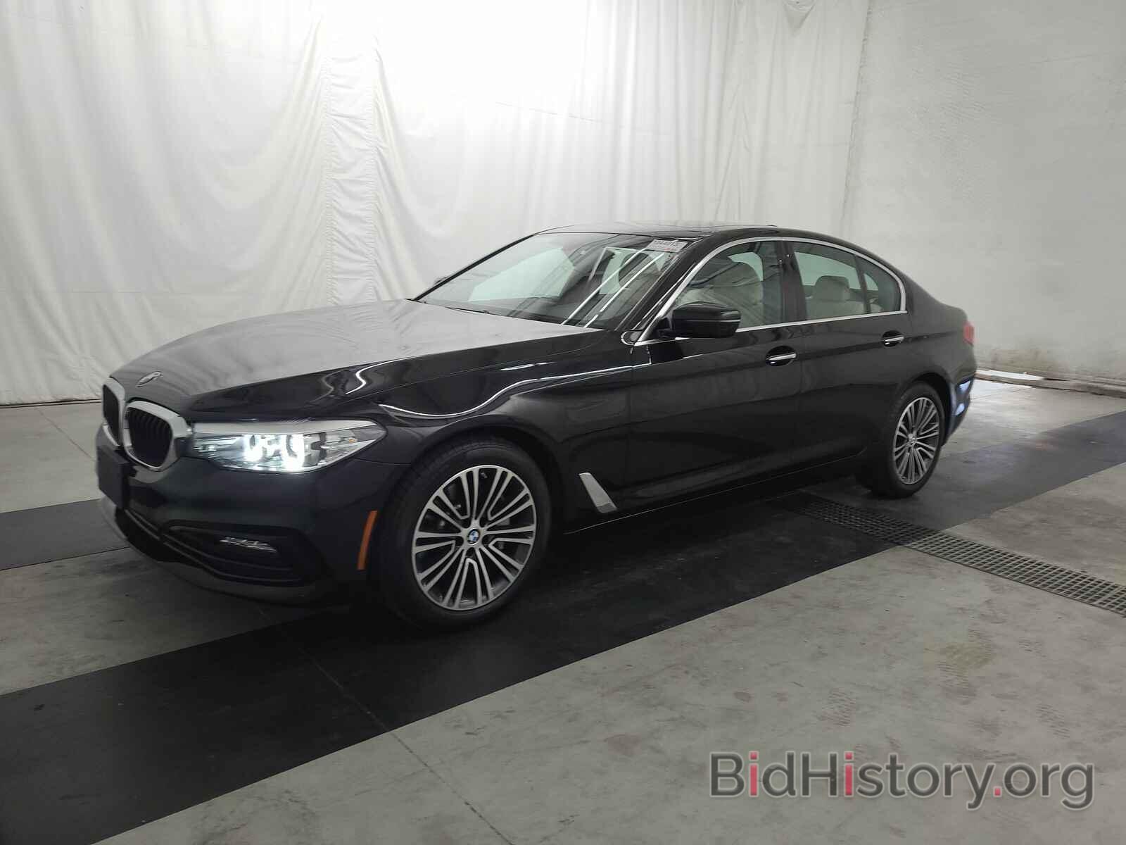 Photo WBAJA5C58JWA39584 - BMW 5 Series 2018