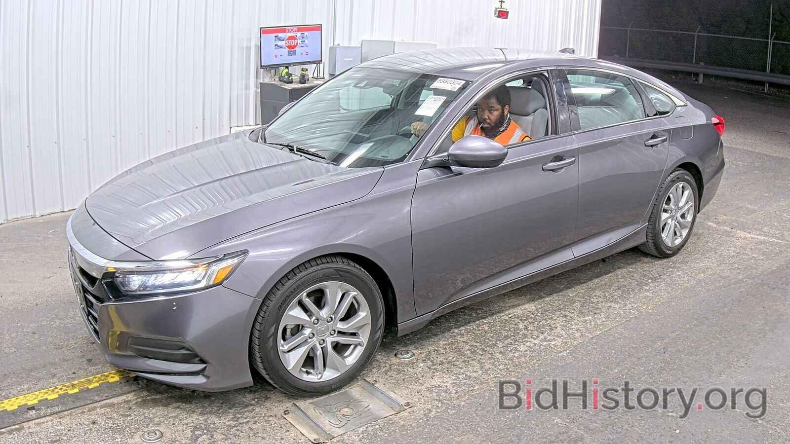 Photo 1HGCV1F11JA171244 - Honda Accord Sedan 2018