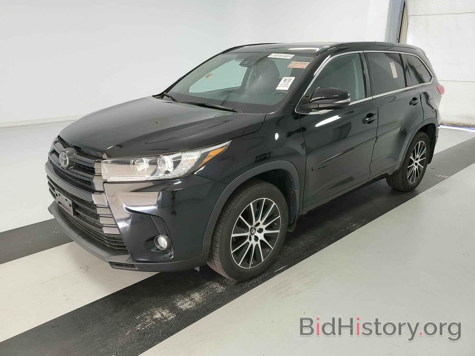 Photo 5TDJZRFH4JS537786 - Toyota Highlander 2018