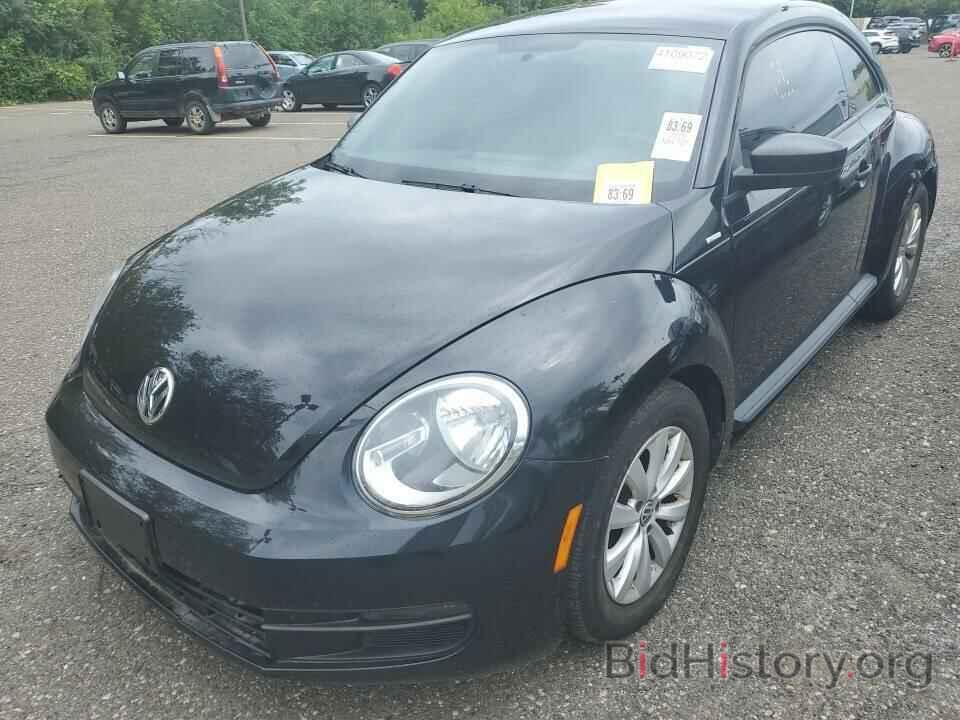 Photo 3VWF17AT0GM612437 - Volkswagen Beetle Coupe 2016
