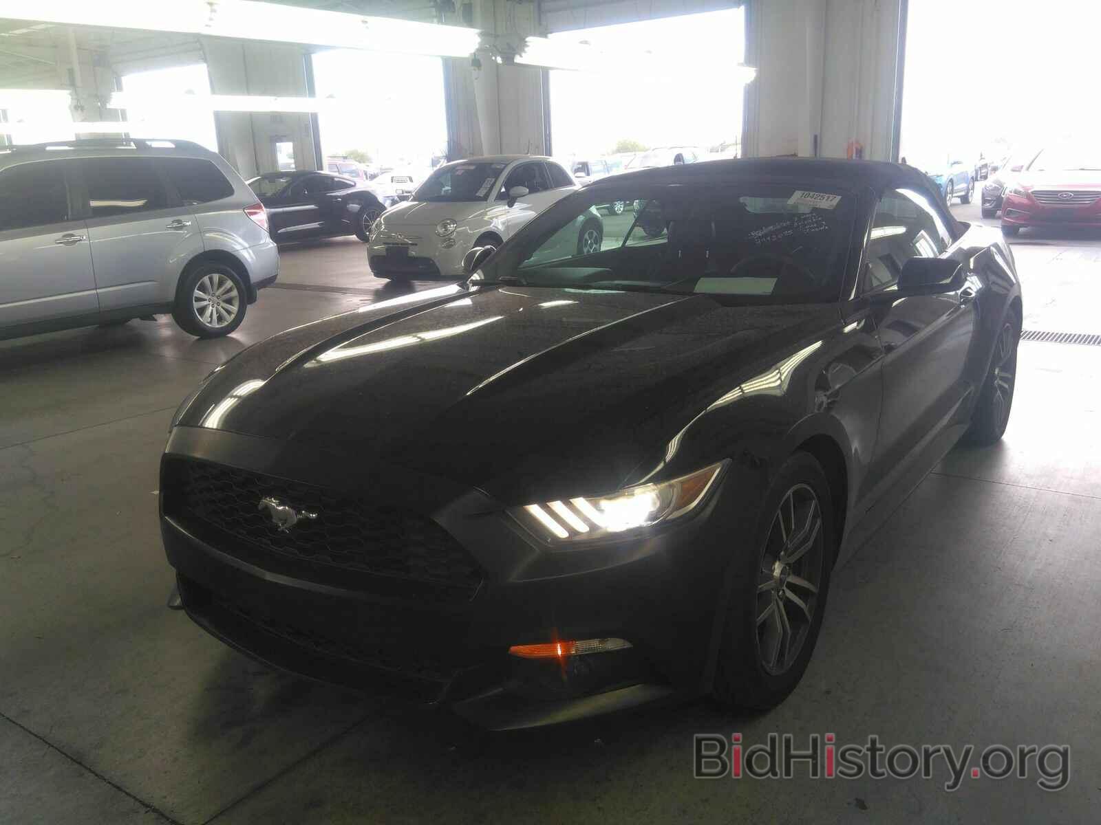 Photo 1FATP8UH2F5396733 - Ford Mustang 2015