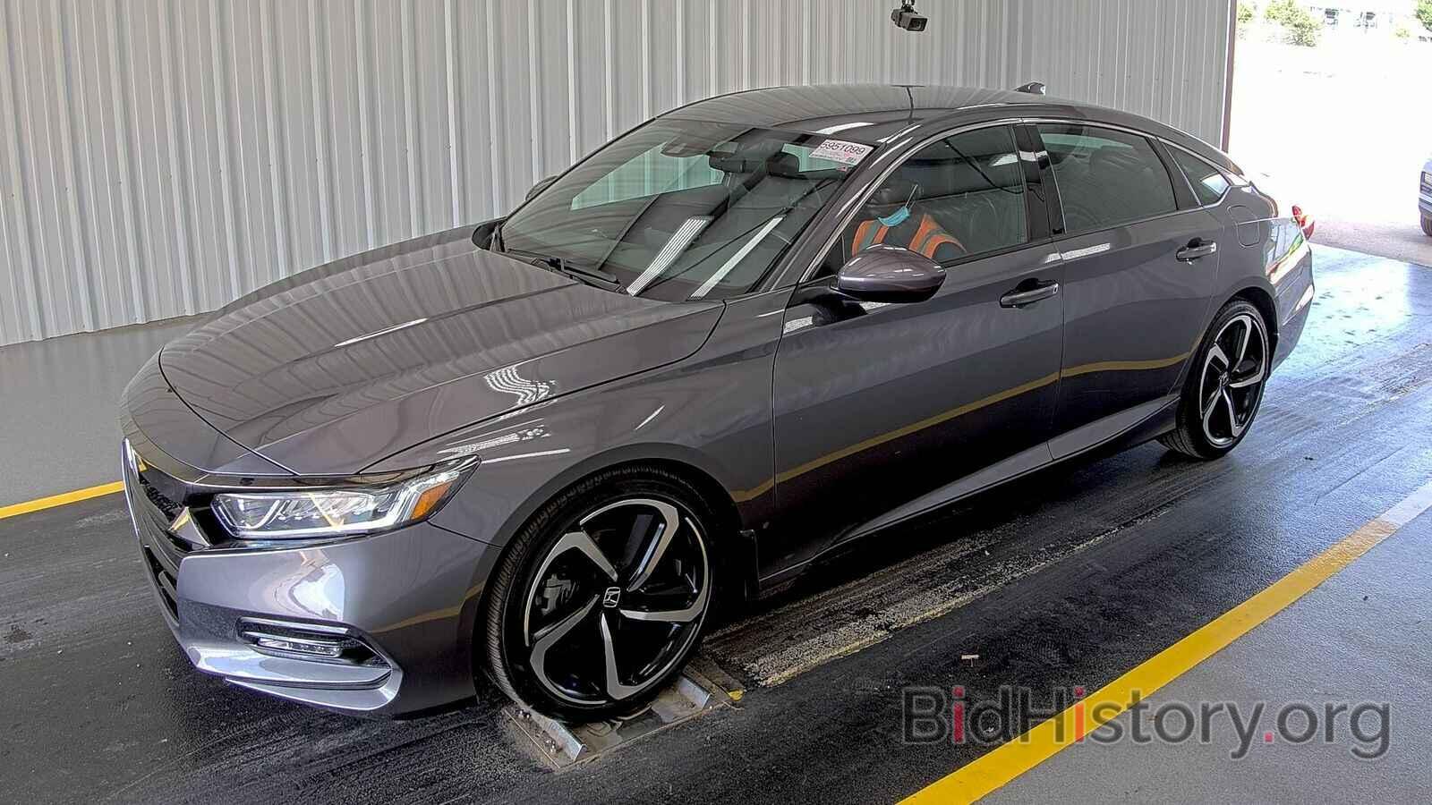 Photo 1HGCV1F3XLA079327 - Honda Accord Sedan 2020