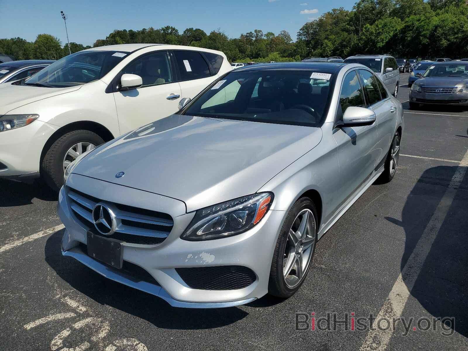 Photo 55SWF4KBXFU049925 - Mercedes-Benz C-Class 2015