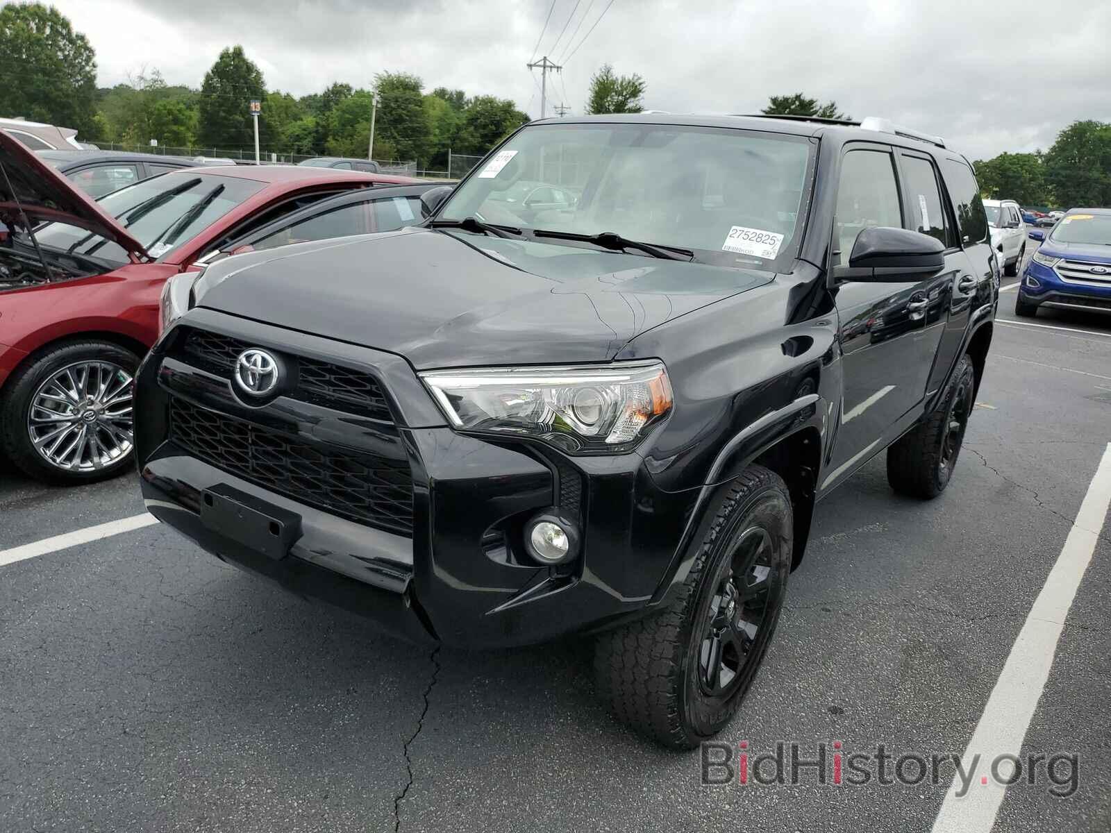 Photo JTEBU5JR2J5490853 - Toyota 4Runner SR5 2018