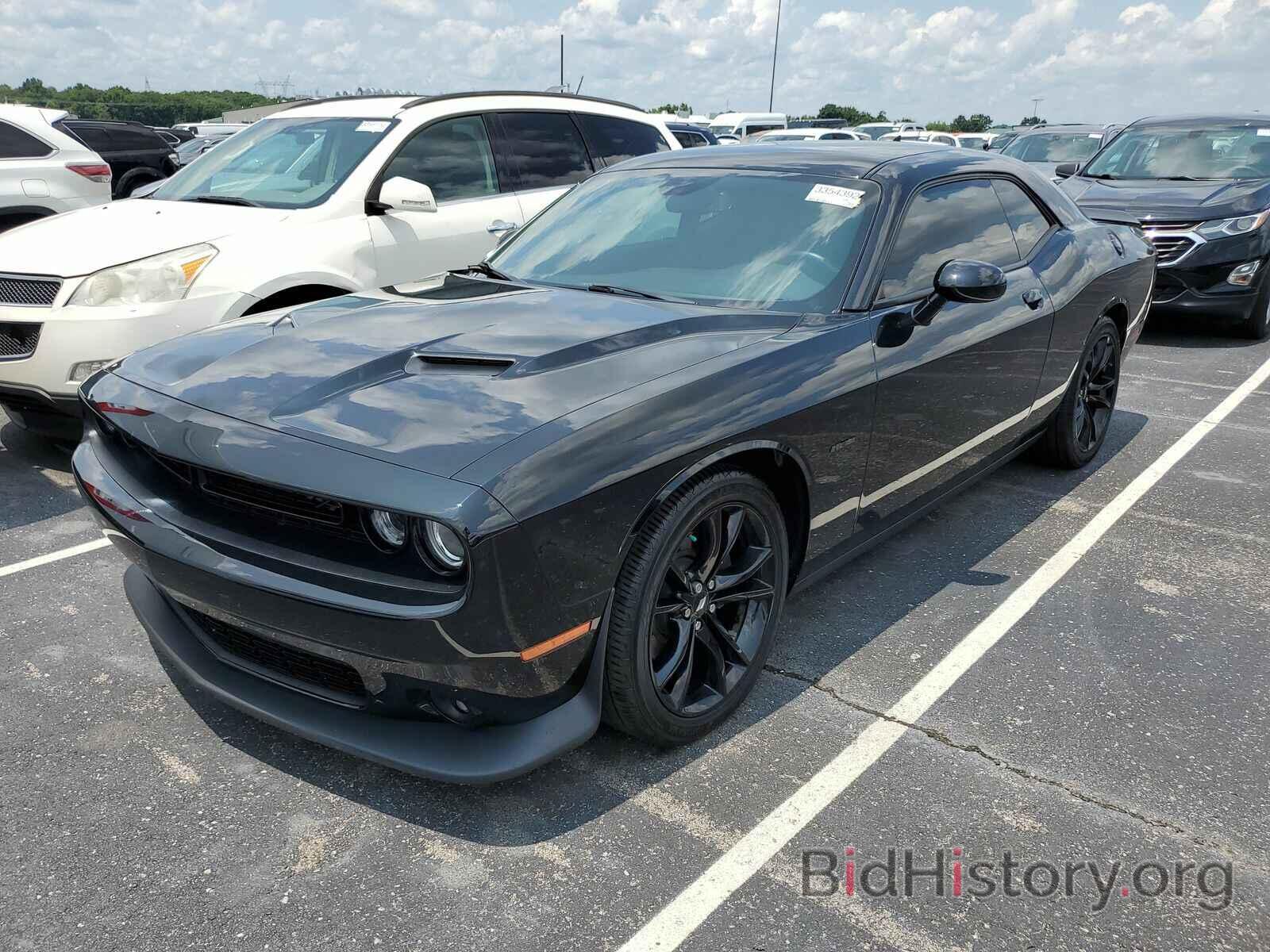 Photo 2C3CDZBT3JH172280 - Dodge Challenger 2018