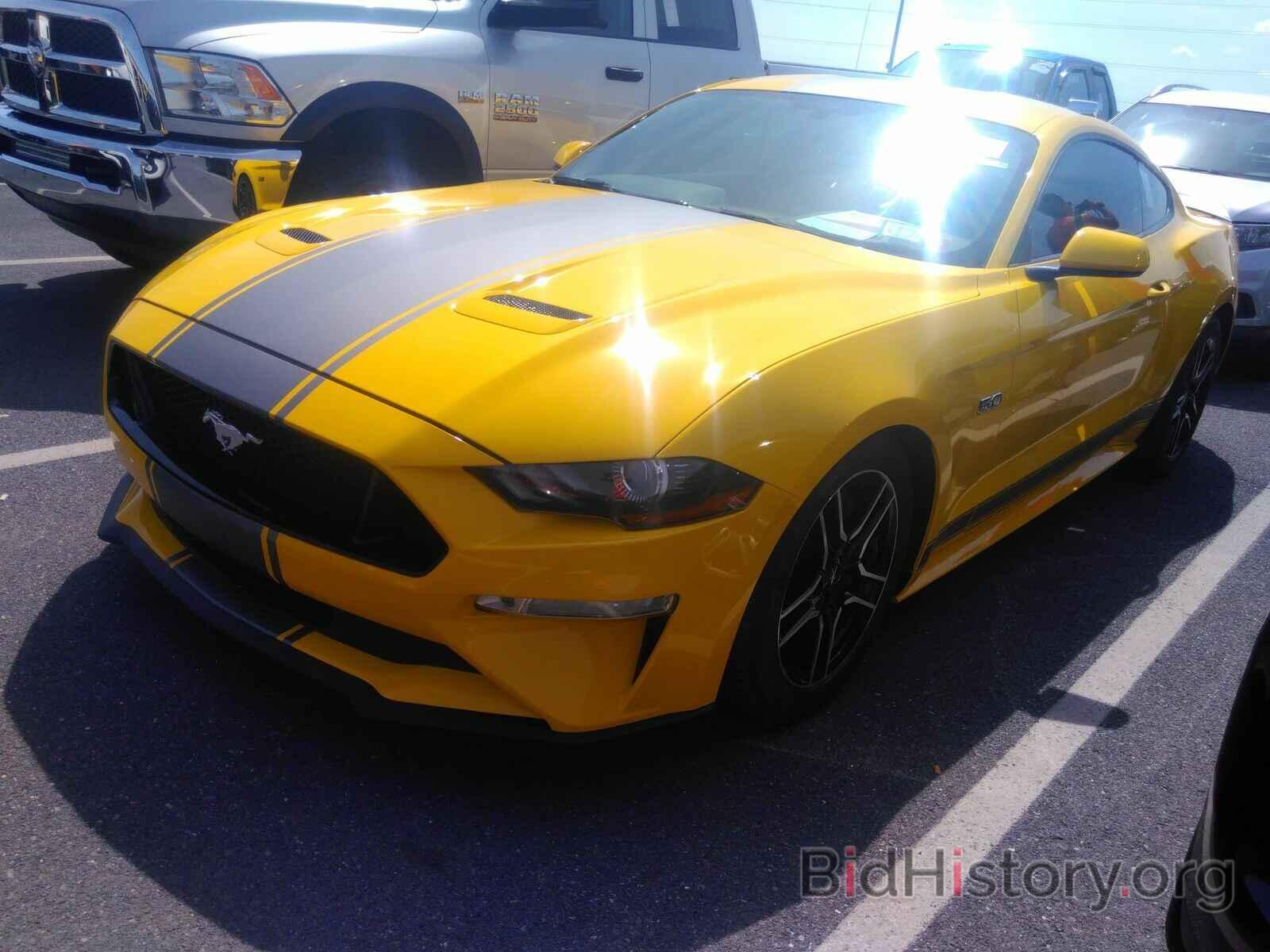 Photo 1FA6P8CF9J5161588 - Ford Mustang GT 2018