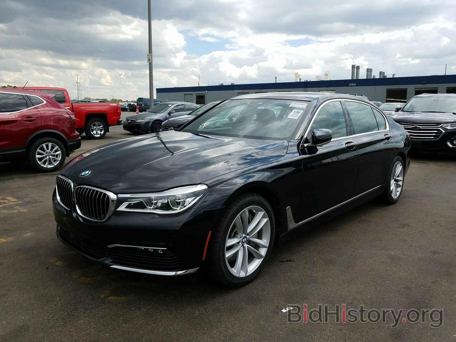 Фотография WBA7F2C51GG415018 - BMW 7 Series 2016