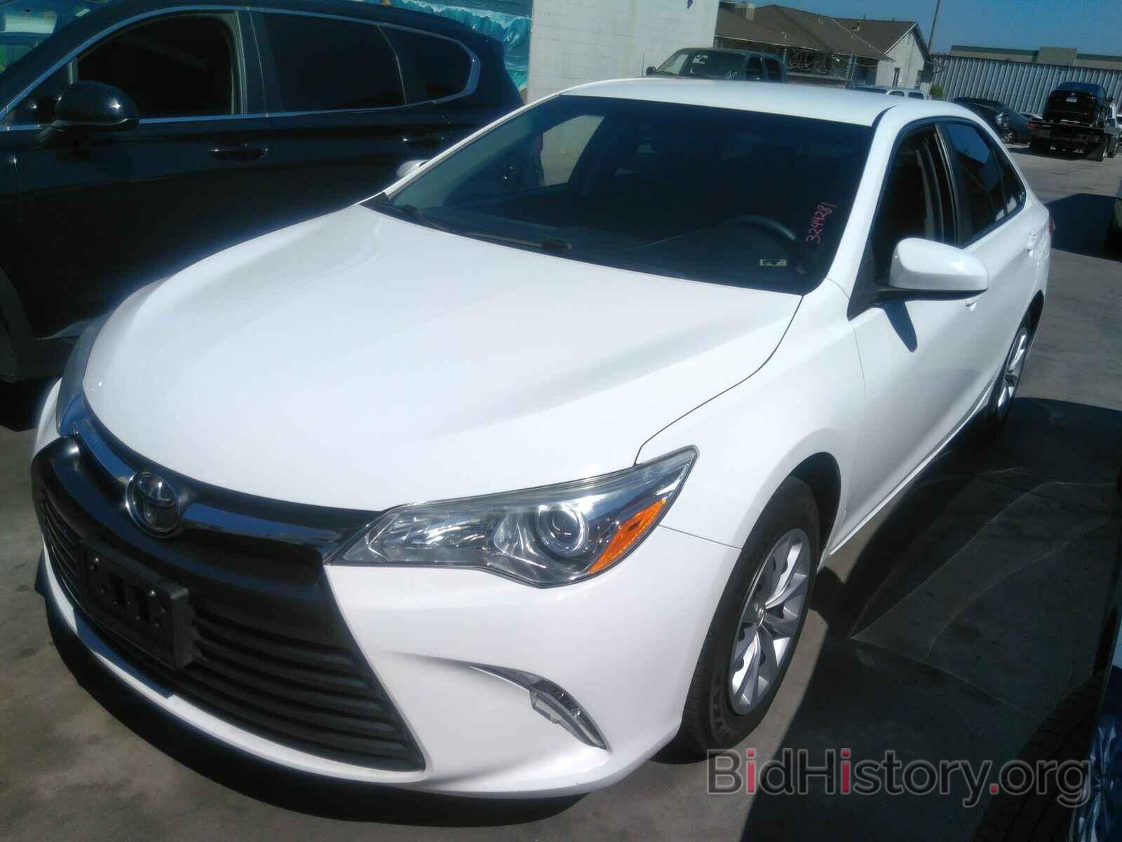 Photo 4T4BF1FK4GR568360 - Toyota Camry 2016