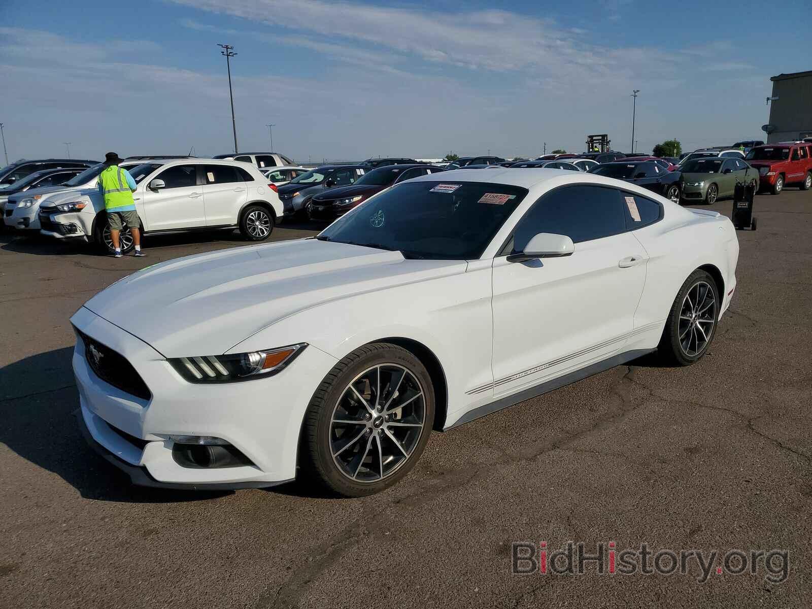 Photo 1FA6P8TH2G5303807 - Ford Mustang 2016
