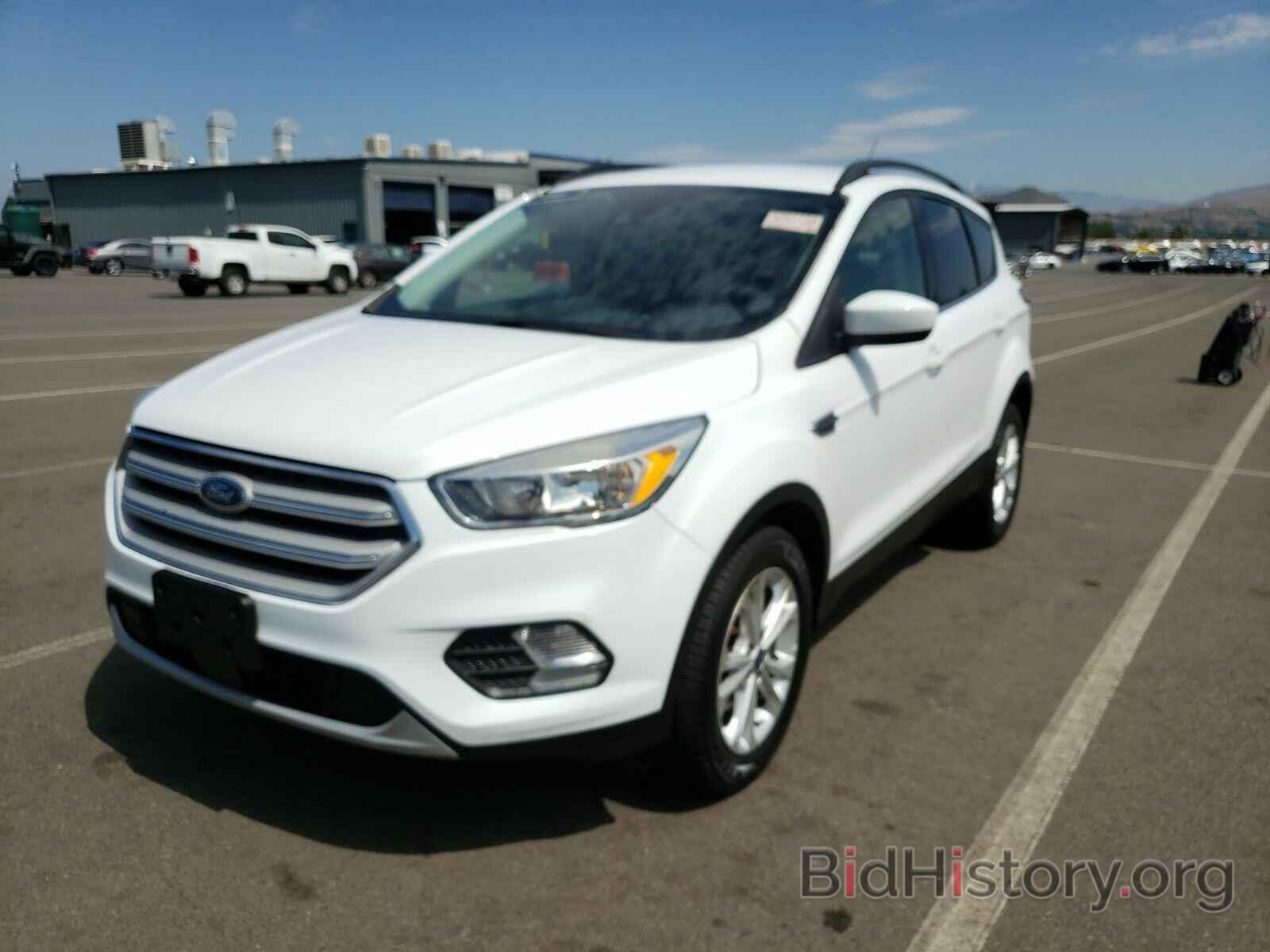 Photo 1FMCU0GD2JUA35686 - Ford Escape 2018