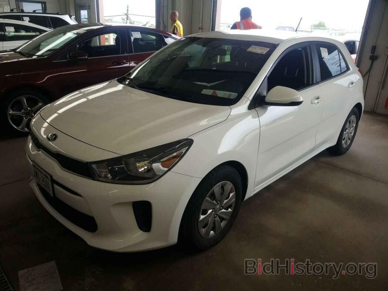 Photo 3KPA25AB7JE119734 - Kia Rio 5-Door 2018