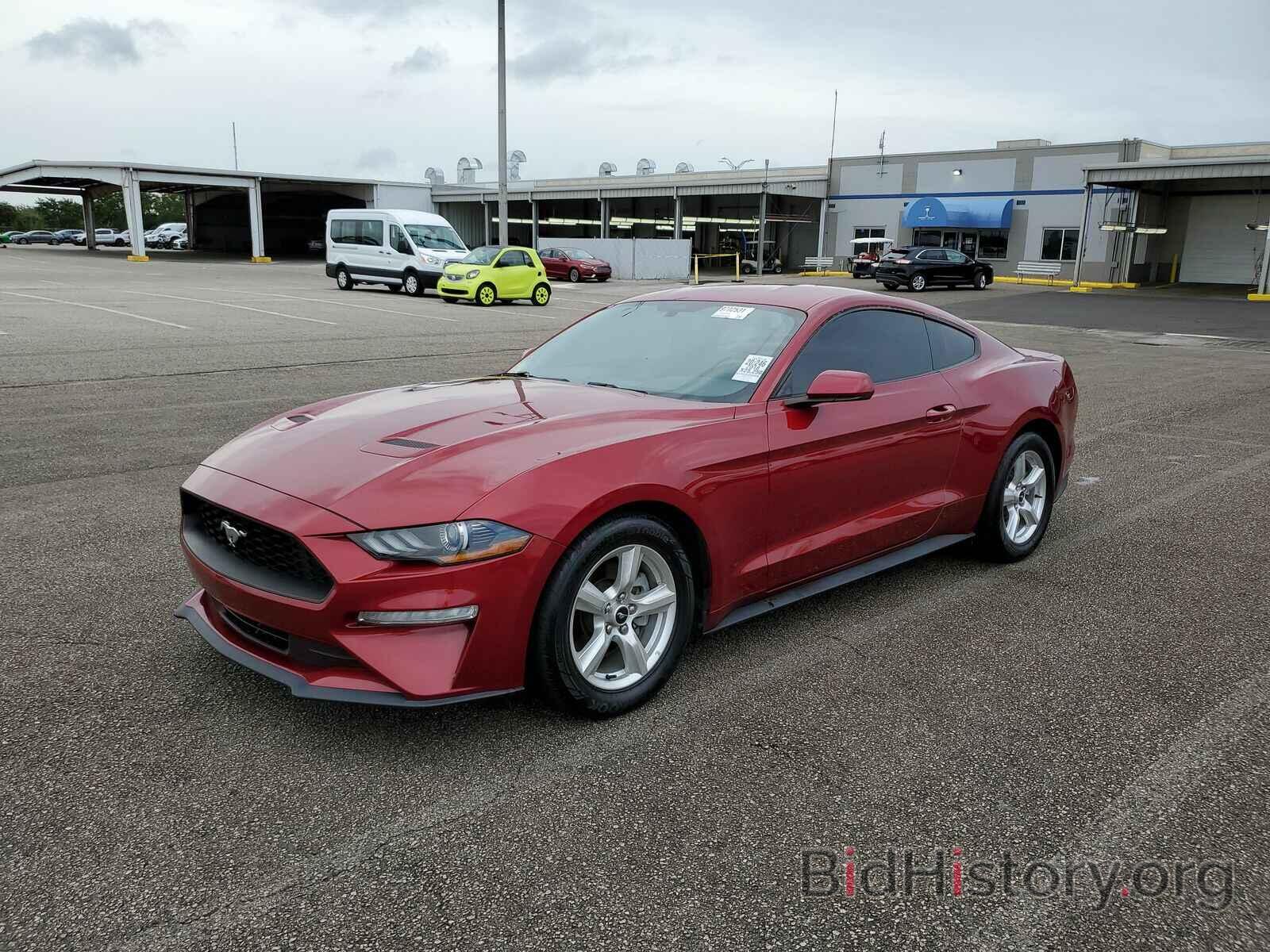 Photo 1FA6P8TH9J5102039 - Ford Mustang 2018