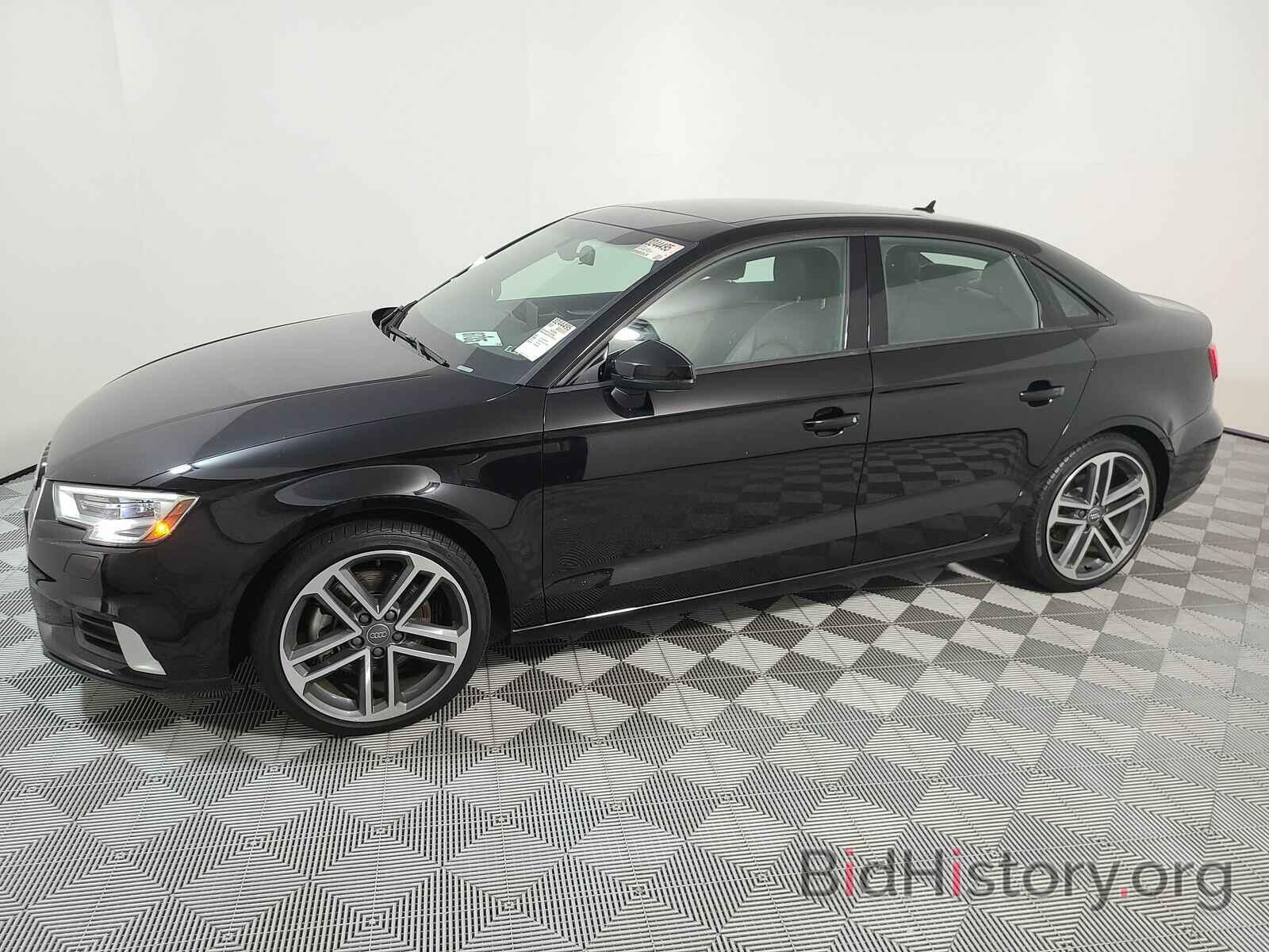 Photo WAUAUGFF8J1029316 - Audi A3 Sedan 2018