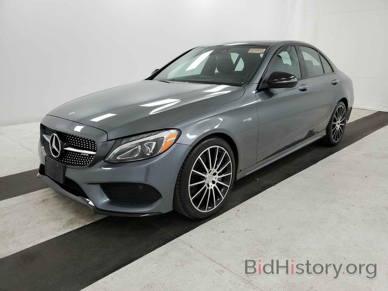 Photo 55SWF6EBXHU224393 - Mercedes-Benz C-Class 2017