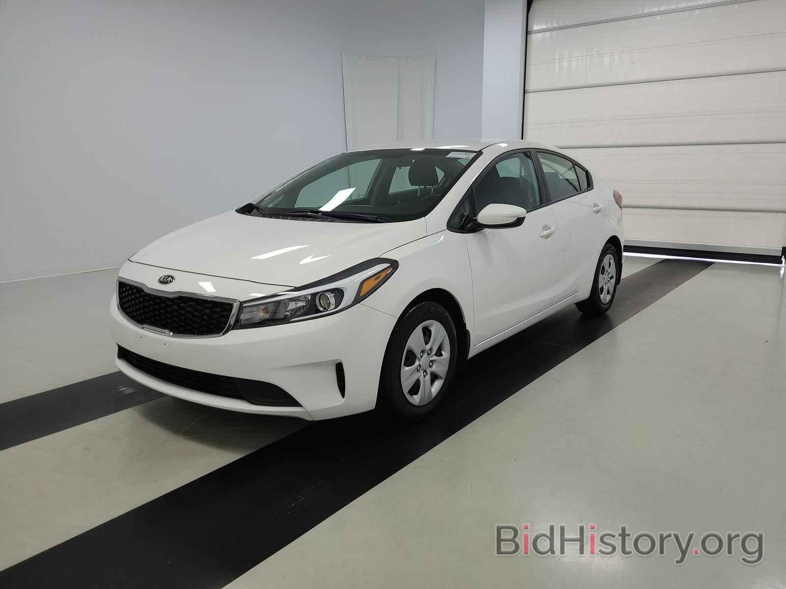 Photo 3KPFK4A70JE254307 - Kia Forte LX 2018