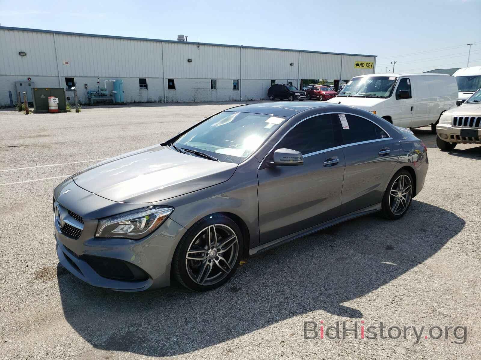 Photo WDDSJ4GB4HN408672 - Mercedes-Benz CLA 2017