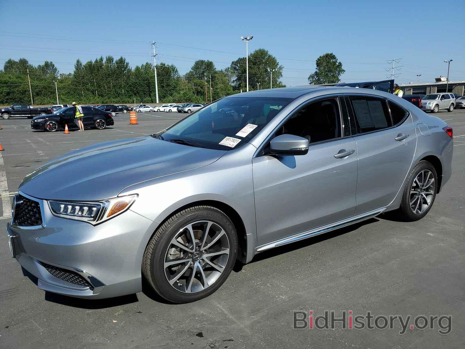 Photo 19UUB2F50JA003441 - Acura TLX 2018