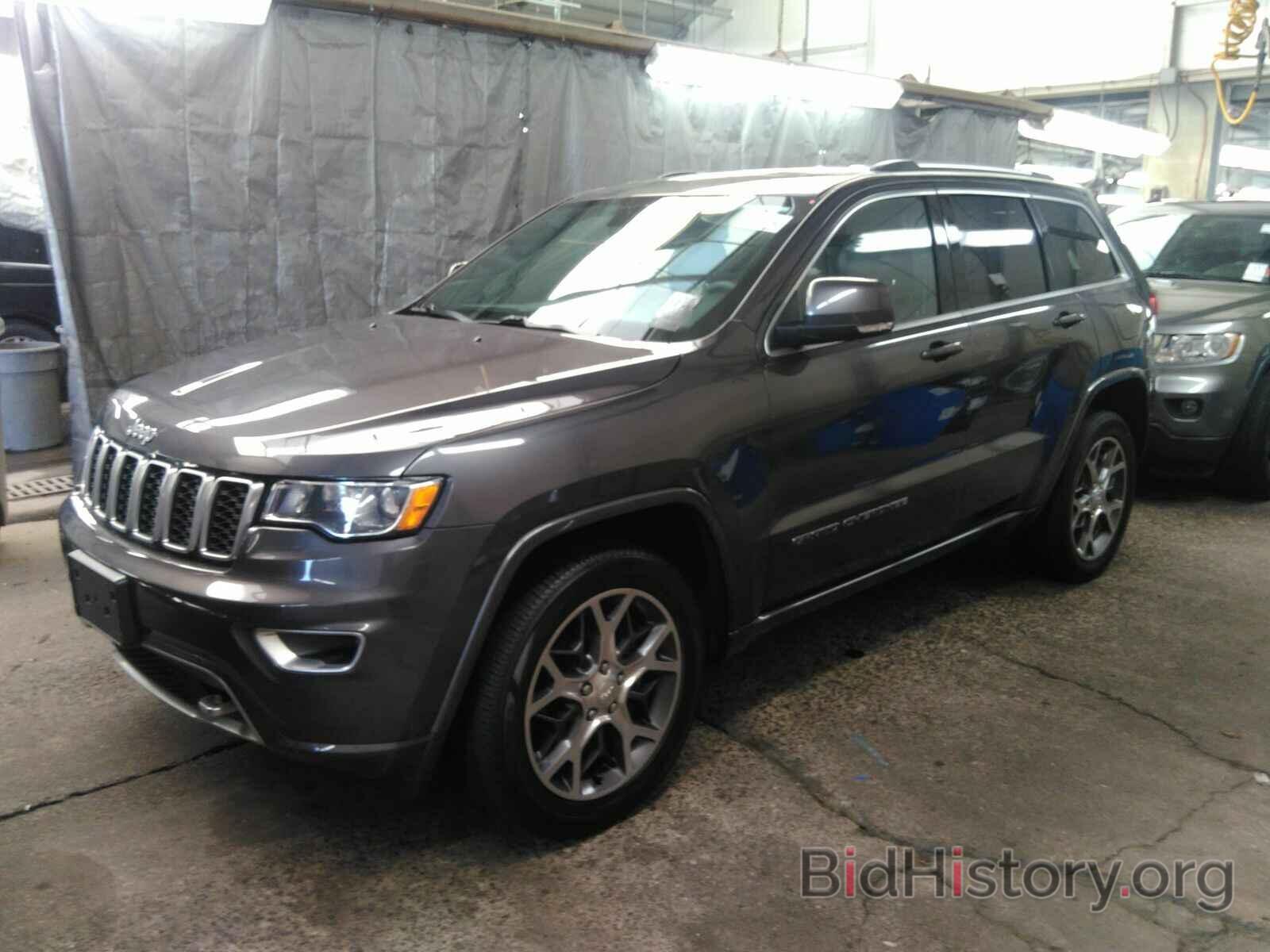 Фотография 1C4RJFBGXJC257653 - Jeep Grand Cherokee 2018