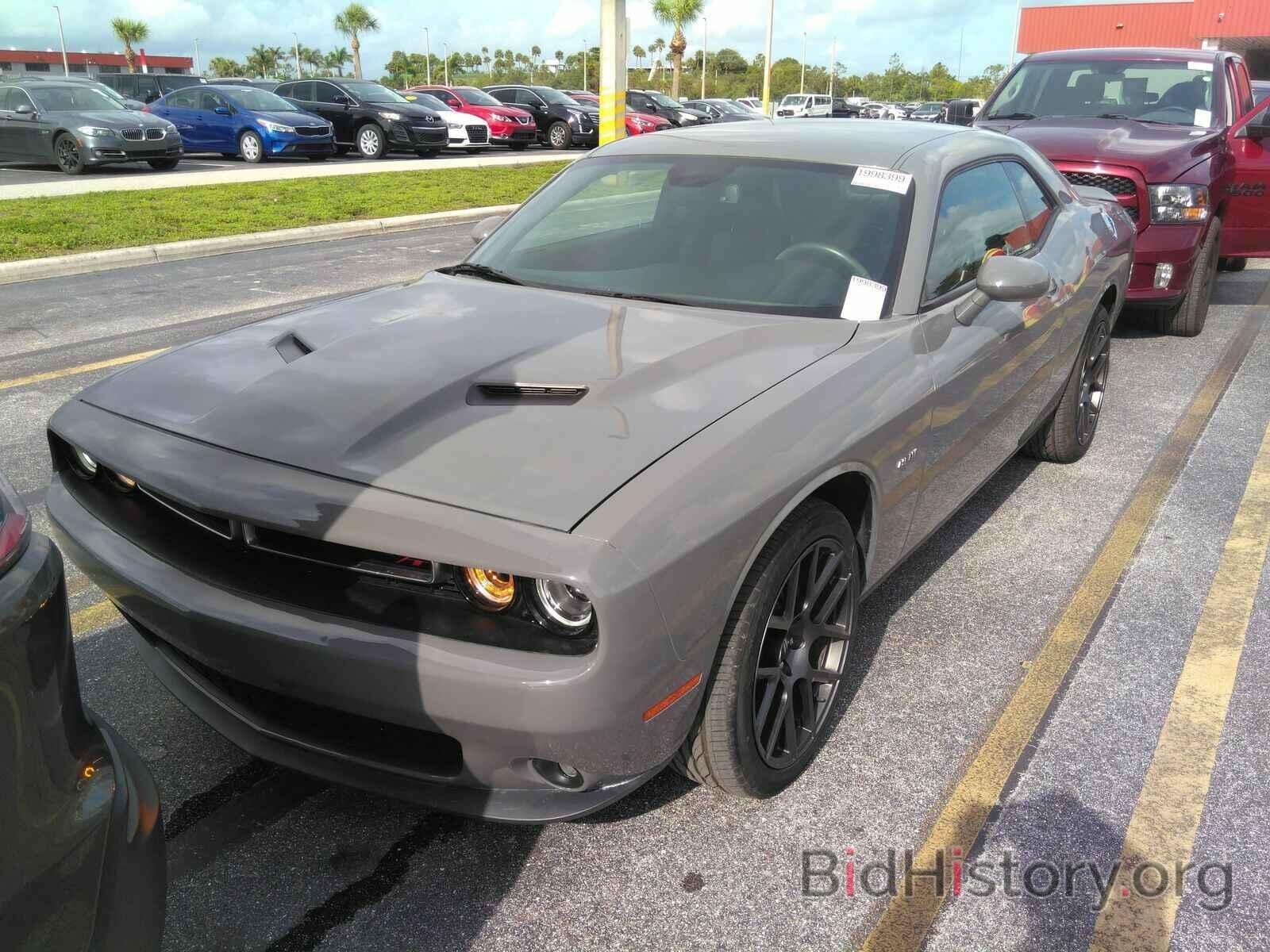 Photo 2C3CDZBT2JH232839 - Dodge Challenger 2018