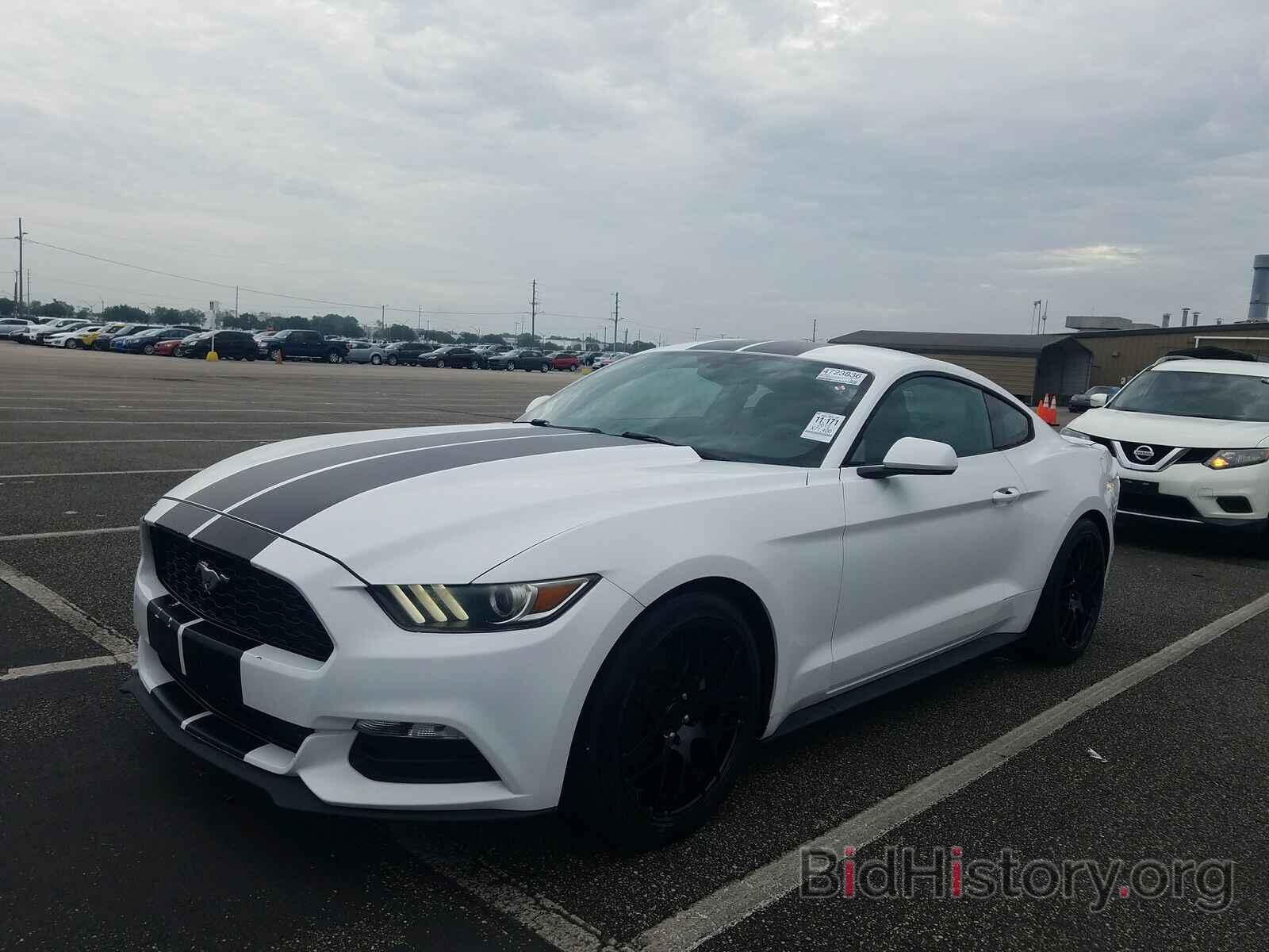 Photo 1FA6P8AM4F5390723 - Ford Mustang 2015
