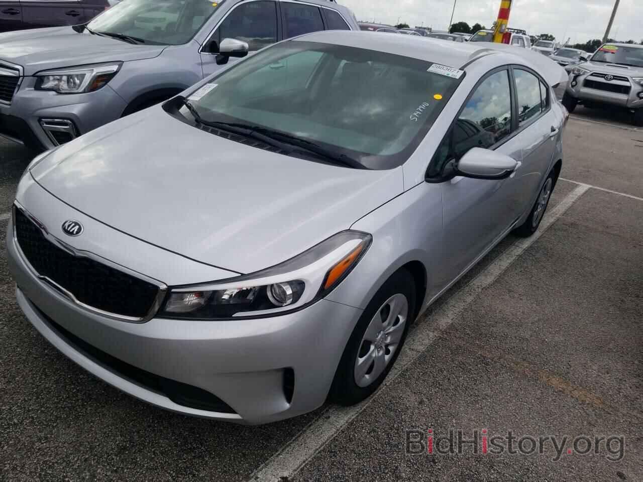 Photo 3KPFK4A76JE266820 - Kia Forte LX 2018