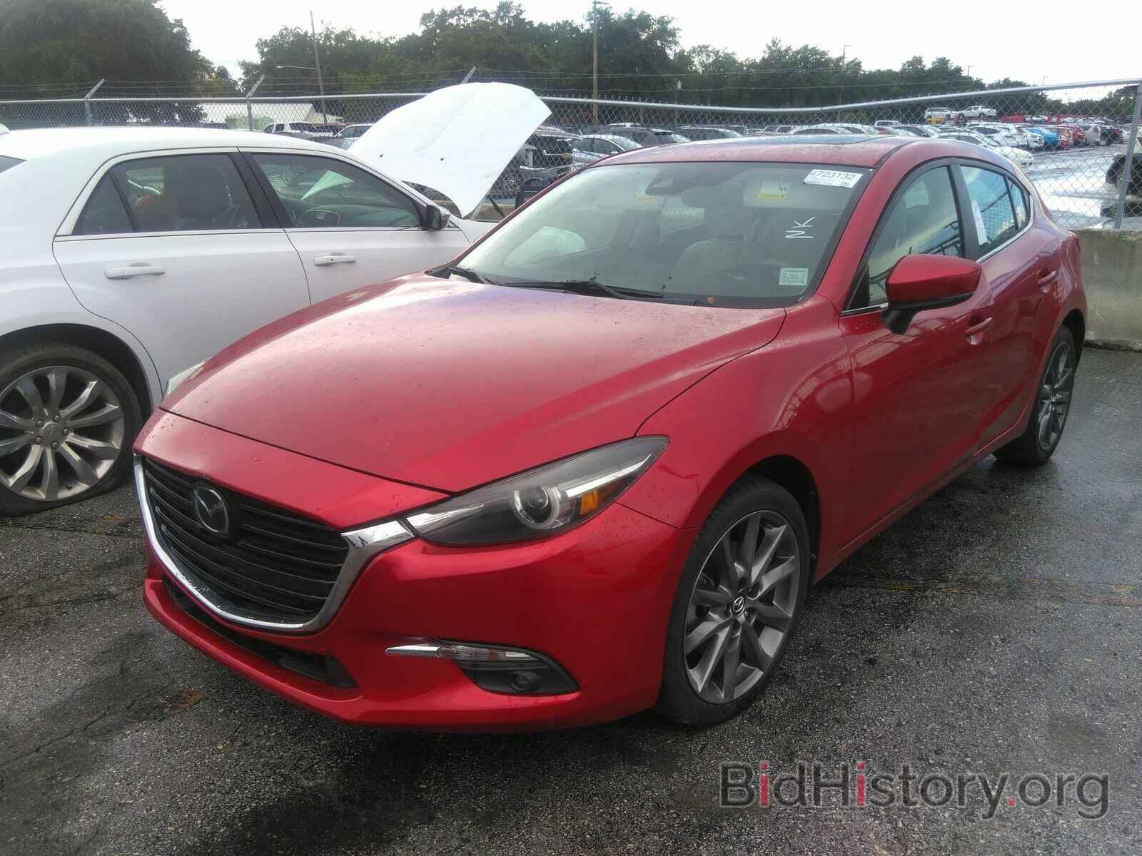 Photo 3MZBN1M39JM187142 - Mazda Mazda3 5-Door 2018