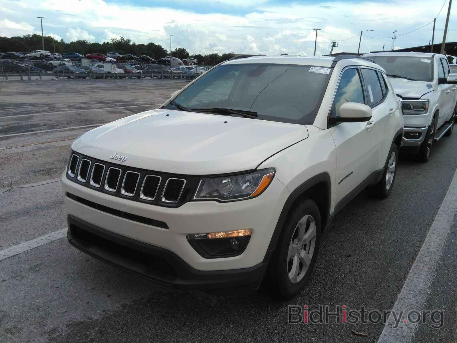 Photo 3C4NJDBB5JT349992 - Jeep Compass 2018