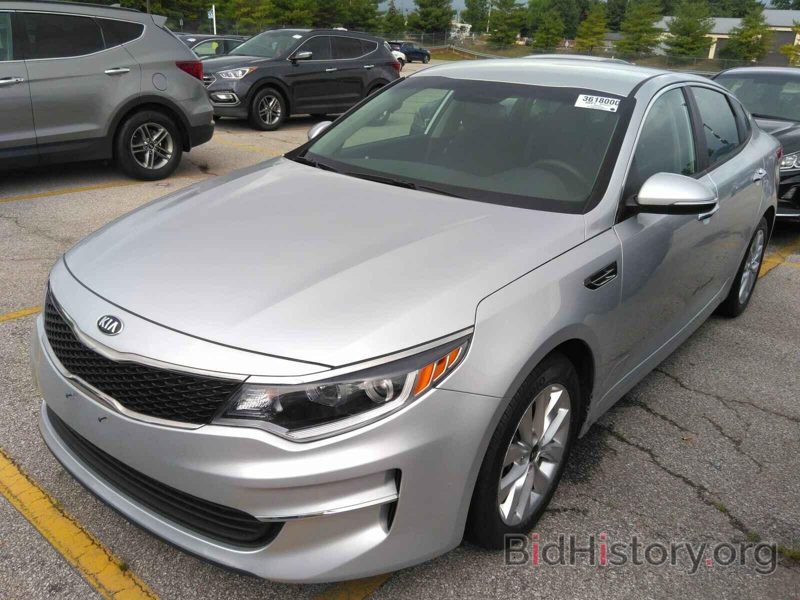 Photo 5XXGT4L36JG253195 - Kia Optima 2018