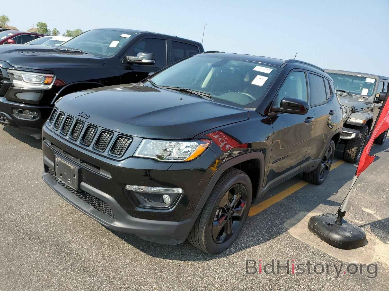 Photo 3C4NJDBB0JT298692 - Jeep Compass 2018