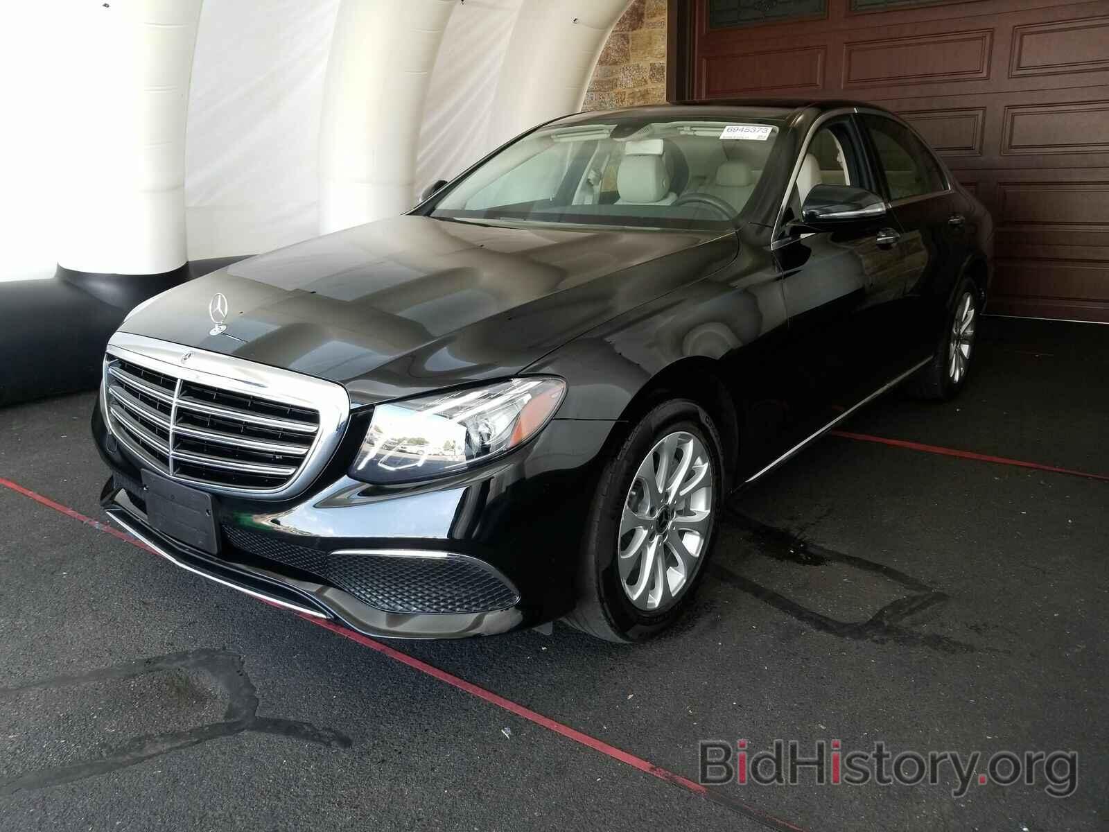 Photo WDDZF4KB2KA550007 - Mercedes-Benz E-Class 2019